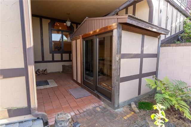 2743 Rodman Dr, Los Osos, CA 93402 - property entrance with fence