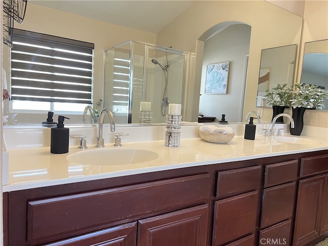 36613 Wandering Pl, Murrieta, CA 92563 - full bath with a shower stall and double vanity