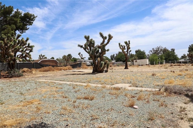 16109 Chuka Ave, Palmdale, CA 93591 - view of yard featuring fence