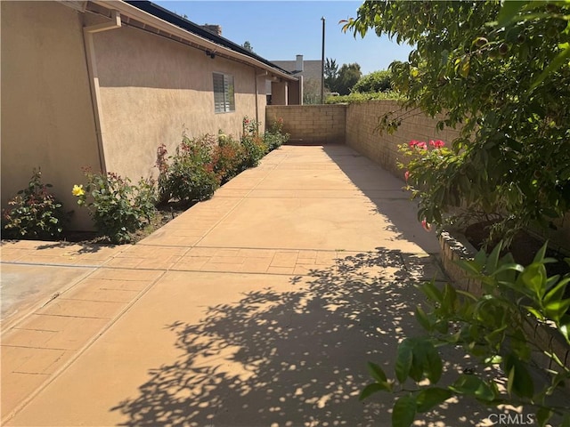 25453 Via Novia, Valencia, CA 91355 - view of patio with a fenced backyard