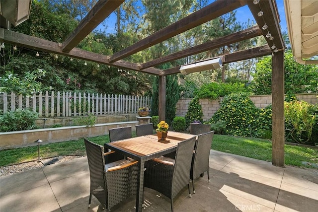 25412 Hugo Rd, Laguna Niguel, CA 92677 - fenced backyard featuring outdoor dining area and a patio