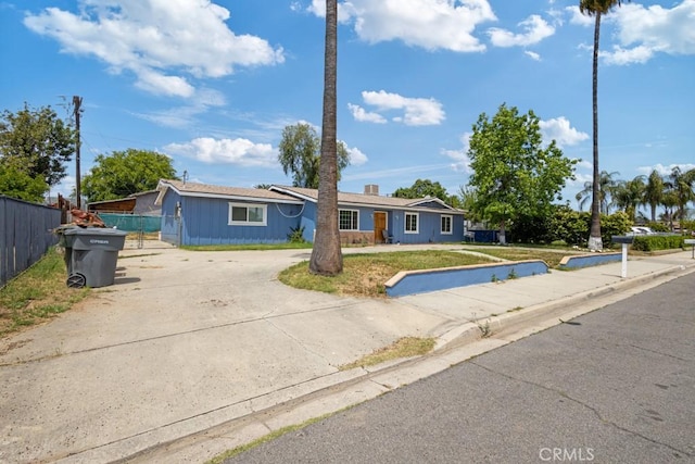 1030 Perrisito St, Perris, CA 92570 - single story home featuring driveway