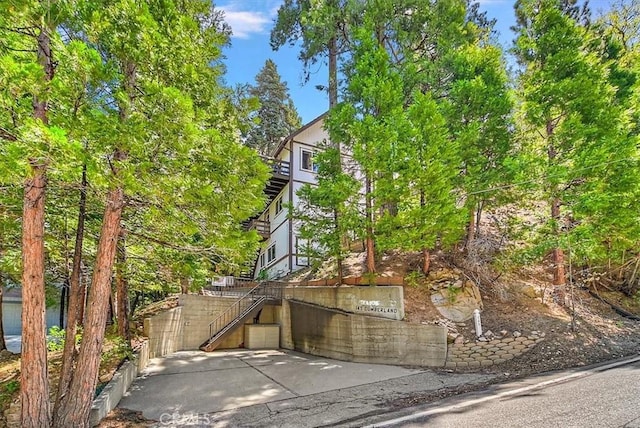 145 Cumberland Dr, Lake Arrowhead, CA 92352 - view of home's exterior featuring stairs
