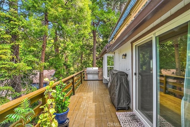 145 Cumberland Dr, Lake Arrowhead, CA 92352 - balcony featuring area for grilling