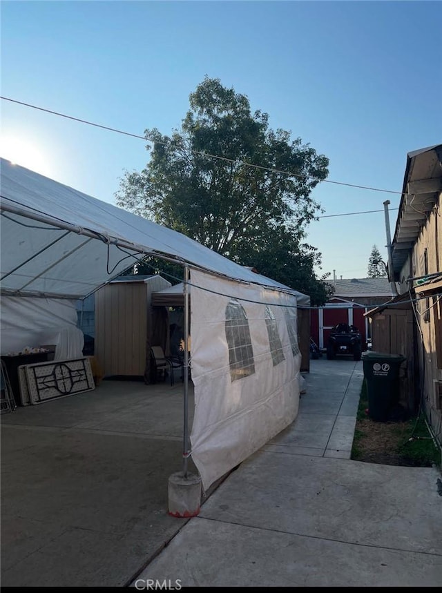 309 N Willowbrook Ave, Compton, CA 90220 - view of side of property with a patio