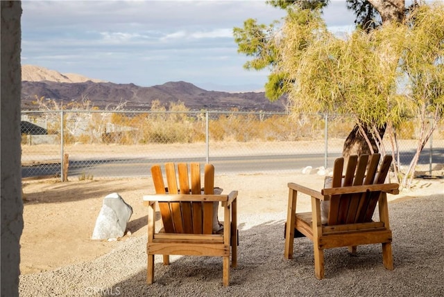 60515 Alta Loma Dr, Joshua Tree, CA 92252 - view of community featuring fence and a mountain view