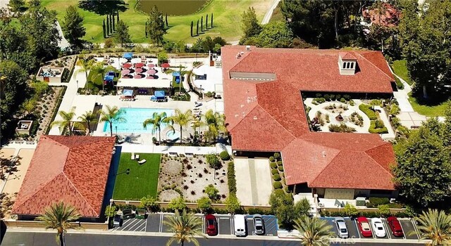 28412 Buena Vis, Mission Viejo, CA 92692 - aerial view of a pool area