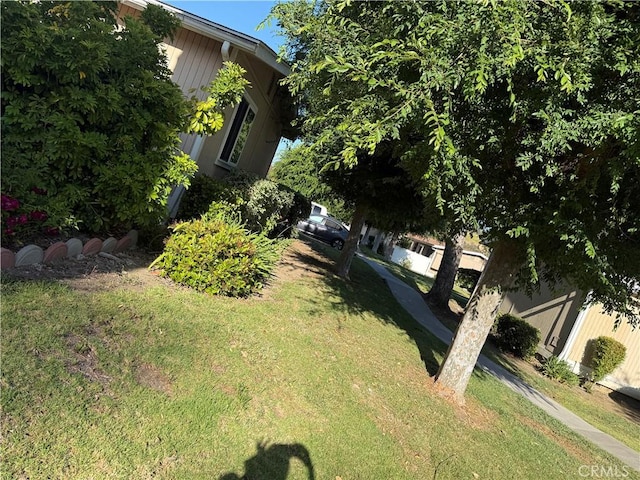 25779 Via Lomas Unit 170, Laguna Hills, CA 92653 - view of grassy yard
