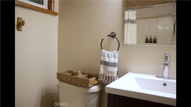 33020 Arrowbear, Running Springs, CA 92382 - bathroom featuring vanity and toilet