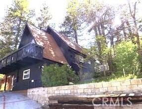 33020 Arrowbear, Running Springs, CA 92382 - view of side of home