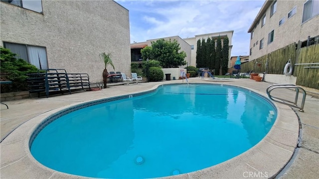 2473 Oswego St Unit 17, Pasadena, CA 91107 - community pool featuring a patio area
