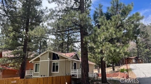 33421 Wild Rose Dr, Green Valley Lake, CA 92341 - view of front of property with fence
