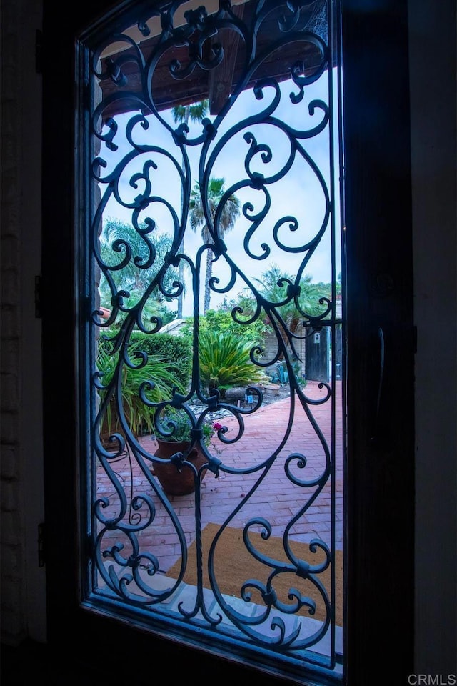 11105 Berry Rd, Valley Center, CA 92082 - detailed view of a gate