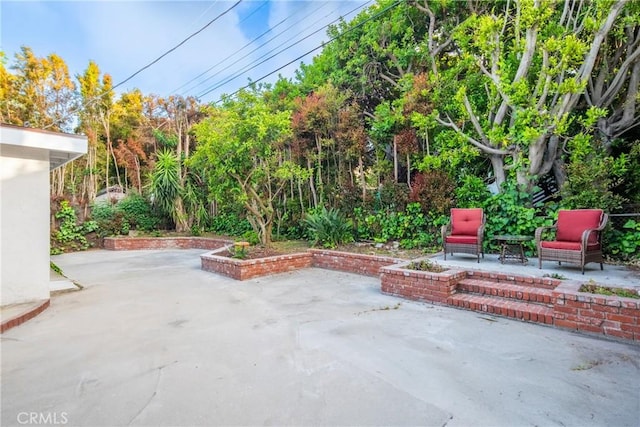 3445 Tilden Ave, Los Angeles, CA 90034 - view of patio / terrace