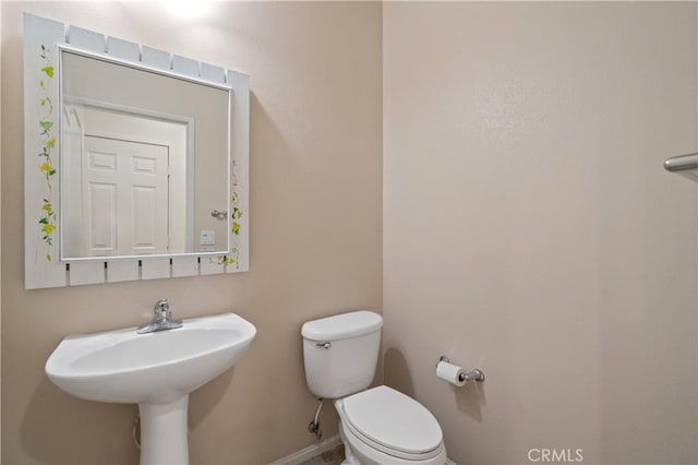 30505 Canyon Hills Rd Unit 1205, Lake Elsinore, CA 92532 - bathroom featuring toilet and baseboards