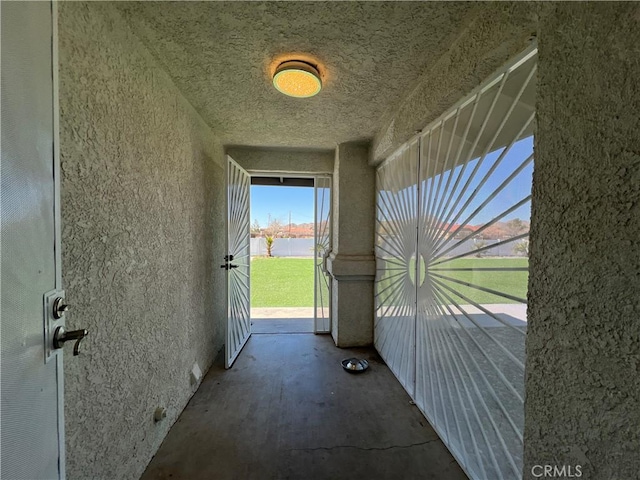 15245 Apache Rd, Apple Valley, CA 92307 - view of corridor