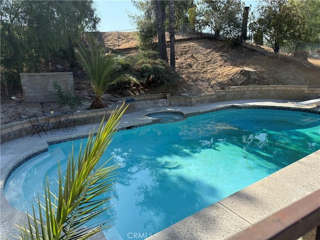 28726 Macklin Ave, Canyon Country, CA 91387 - view of swimming pool featuring an in-ground hot tub, a patio area, and a diving board