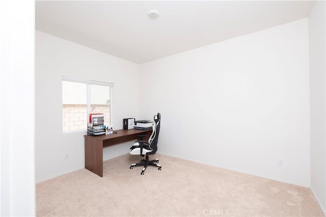 15667 San Diego Ln, Victorville, CA 92394 - office space with carpet and baseboards