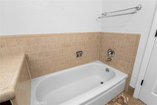 201 Valley View Dr, Oroville, CA 95966 - full bath featuring a garden tub