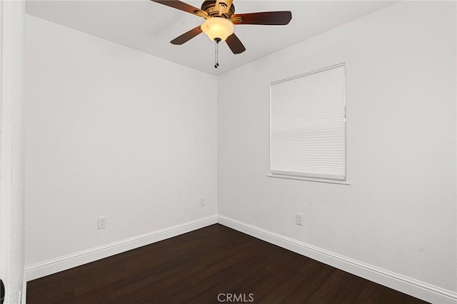 201 Valley View Dr, Oroville, CA 95966 - spare room featuring dark wood-style flooring, baseboards, and ceiling fan
