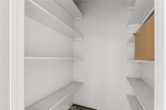 201 Valley View Dr, Oroville, CA 95966 - view of walk in closet