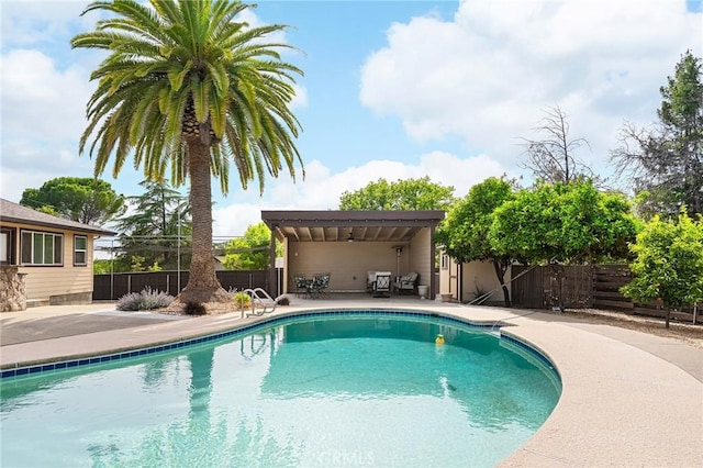 201 Valley View Dr, Oroville, CA 95966 - view of pool featuring a fenced backyard and a patio