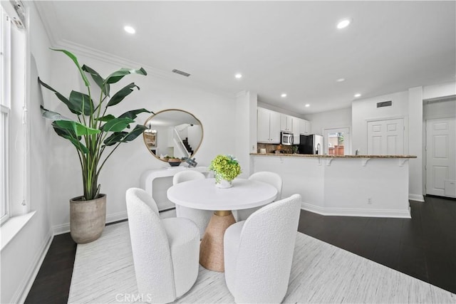 50 Bluff Cove Dr, Aliso Viejo, CA 92656 - dining space featuring recessed lighting, dark wood-style floors, and baseboards