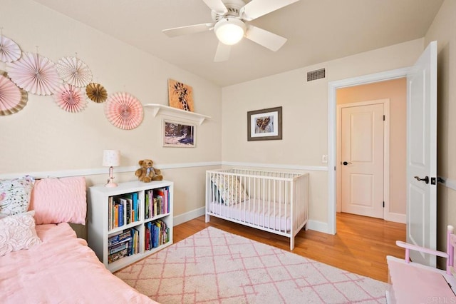 1850 Willowhaven Rd, Encinitas, CA 92024 - bedroom with wood finished floors and a ceiling fan