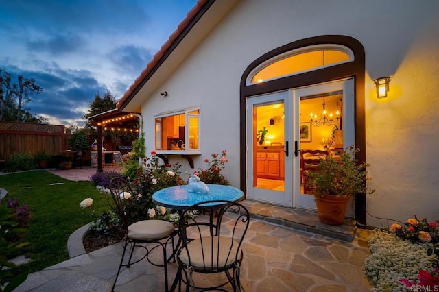 1850 Willowhaven Rd, Encinitas, CA 92024 - patio terrace at dusk with a patio area