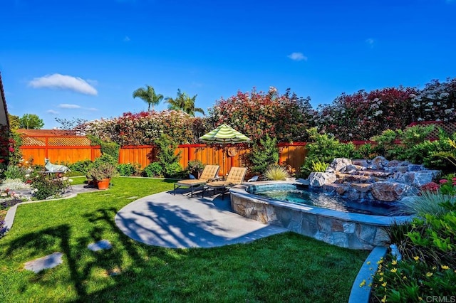 1850 Willowhaven Rd, Encinitas, CA 92024 - view of yard featuring a patio area and an outdoor hot tub