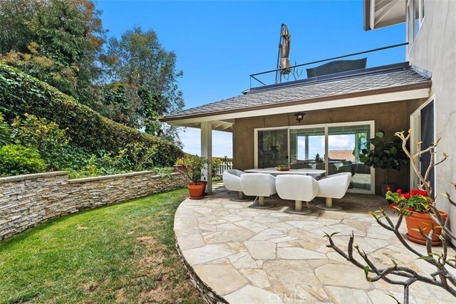 1981 San Remo, Laguna Beach, CA 92651 - view of patio / terrace