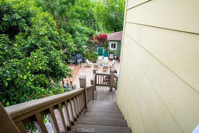 22460 Venido Rd, Woodland Hills, CA 91364 - view of stairway