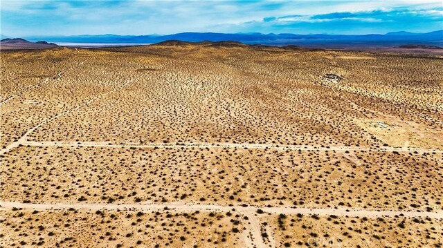 777 Valley Wells Rd, Hinkley, CA 92347