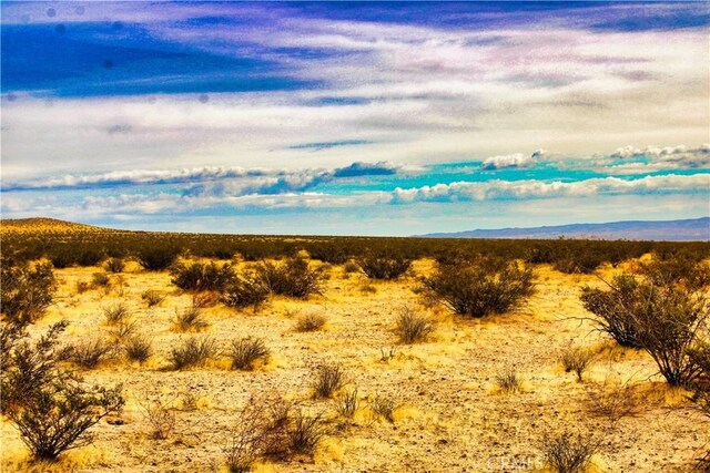 777 Valley Wells Rd, Hinkley, CA 92347
