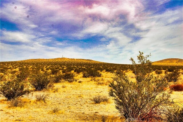 777 Valley Wells Rd, Hinkley, CA 92347
