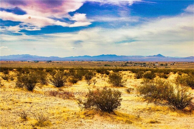 777 Valley Wells Rd, Hinkley, CA 92347