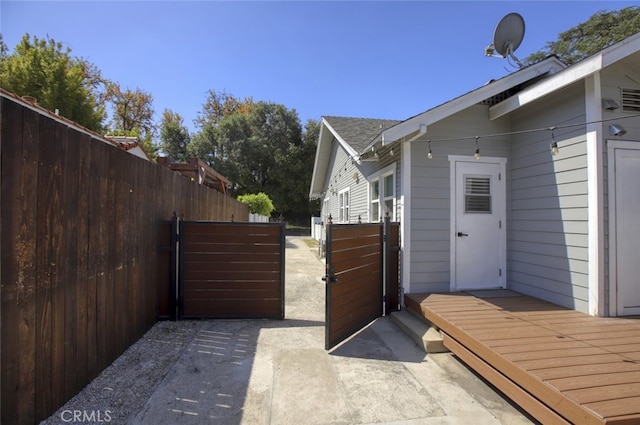 11101 Sarah St, Toluca Lake, CA 91602 - view of property exterior featuring fence and a gate