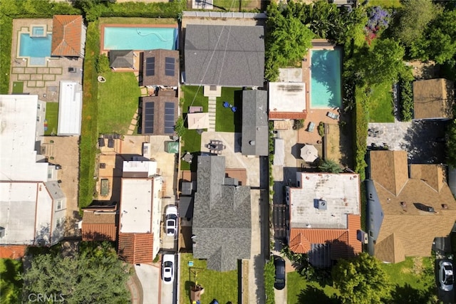 11101 Sarah St, Toluca Lake, CA 91602 - aerial view of residential area featuring a pool