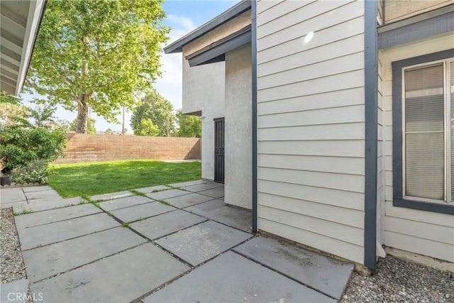 15696 Paine St, Fontana, CA 92336 - view of patio