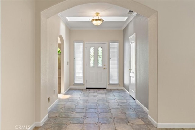 43 Edgewater Ct, Chico, CA 95928 - entrance foyer with arched walkways and ornamental molding