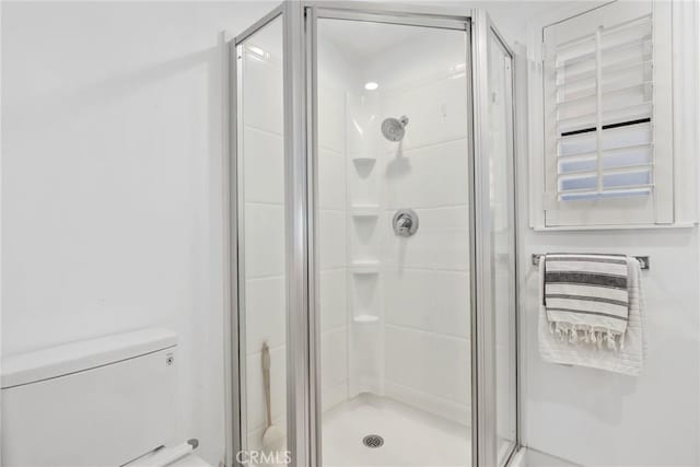 5839 Parkmor Rd, Calabasas, CA 91302 - full bath featuring a shower stall and toilet