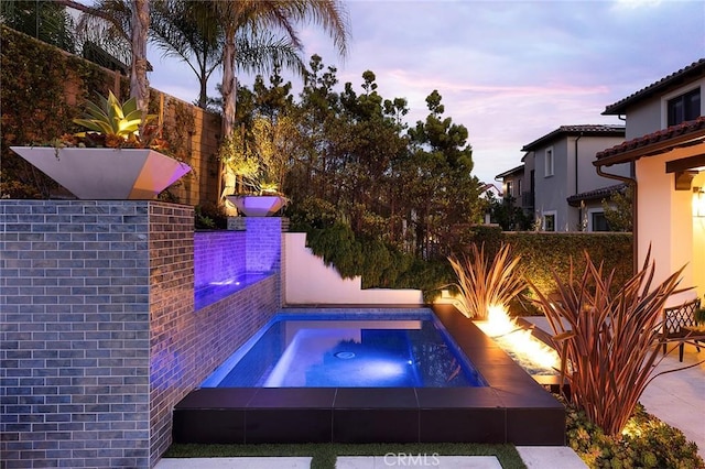 135 Via Artemesia, San Clemente, CA 92672 - view of swimming pool featuring an in-ground hot tub