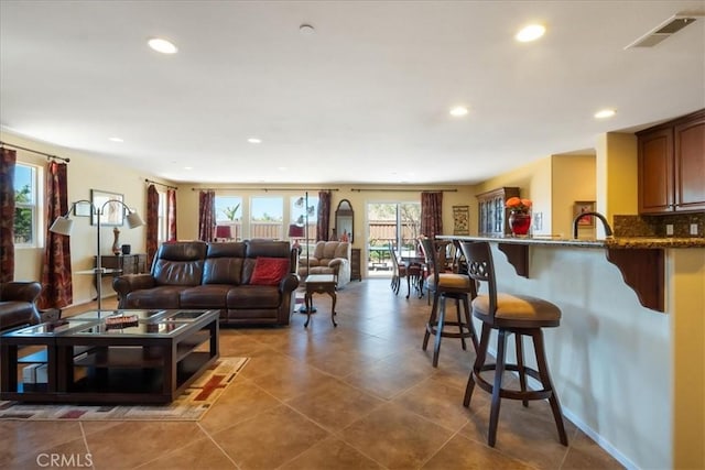 287 Tom Mcguinness Jr Cir, Fallbrook, CA 92028 - tiled living area with recessed lighting