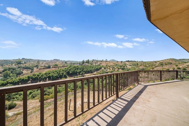 879 Stewart Canyon Rd, Fallbrook, CA 92028 - view of balcony