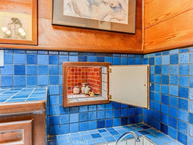 6570 Moonstone Beach Dr, Cambria, CA 93428 - view of bathroom