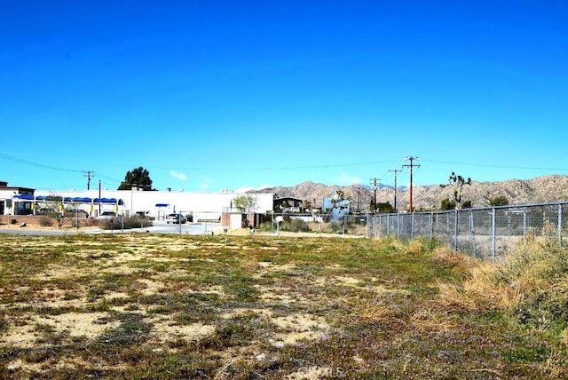 7243 Mohawk Trl, Yucca Valley, CA 92284
