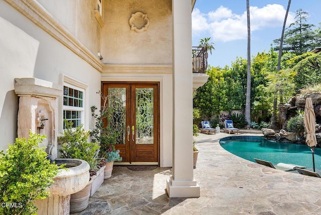 15450 Briarwood Dr, Sherman Oaks, CA 91403 - property entrance featuring french doors and a patio area