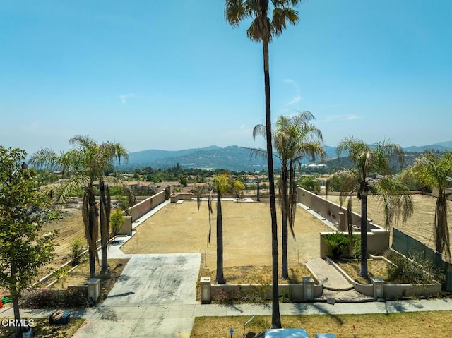 3873 Lilac Canyon Ln, Altadena, CA 91001