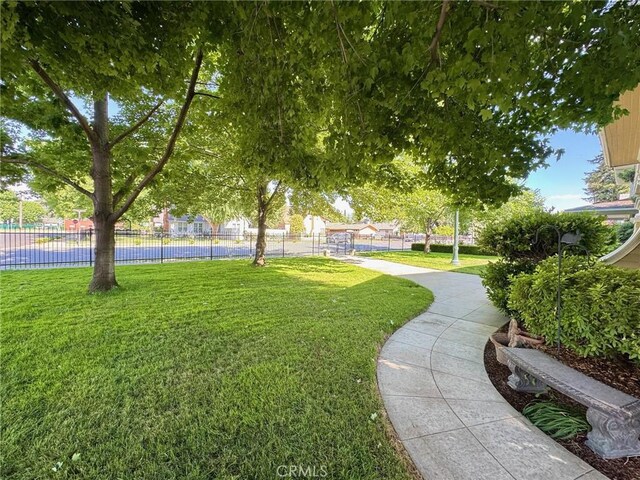 631 N Encina St, Visalia, CA 93291 - photo 74
