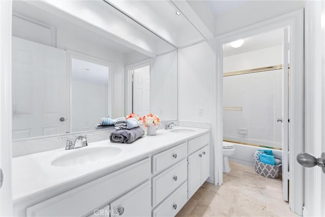 28705 Charreadas, Laguna Niguel, CA 92677 - full bath with toilet, double vanity, and tub / shower combination